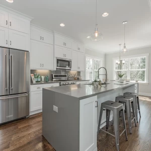 BEAUTIFUL WHITE SHAKER CABINETS FOR YOUR KITCHEN OR BATHROOM BEAUTIFUL WHITE SHAKER CABINETS FOR YOUR KITCHEN OR BATHROOM